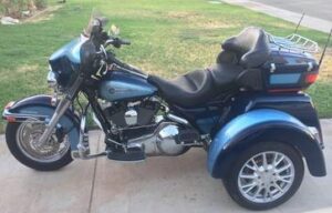 shiny blue customized trike 2
